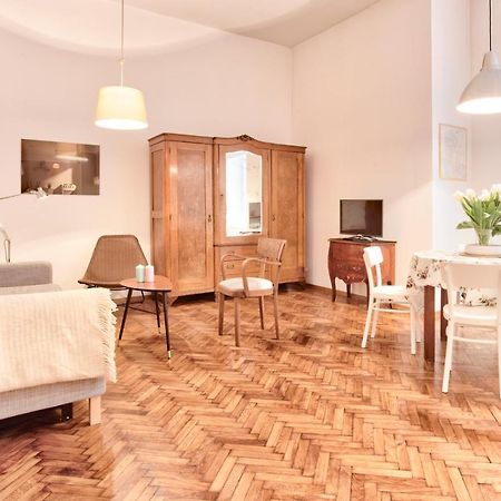 Tyzenhauz Apartments Economy Krasków Εξωτερικό φωτογραφία