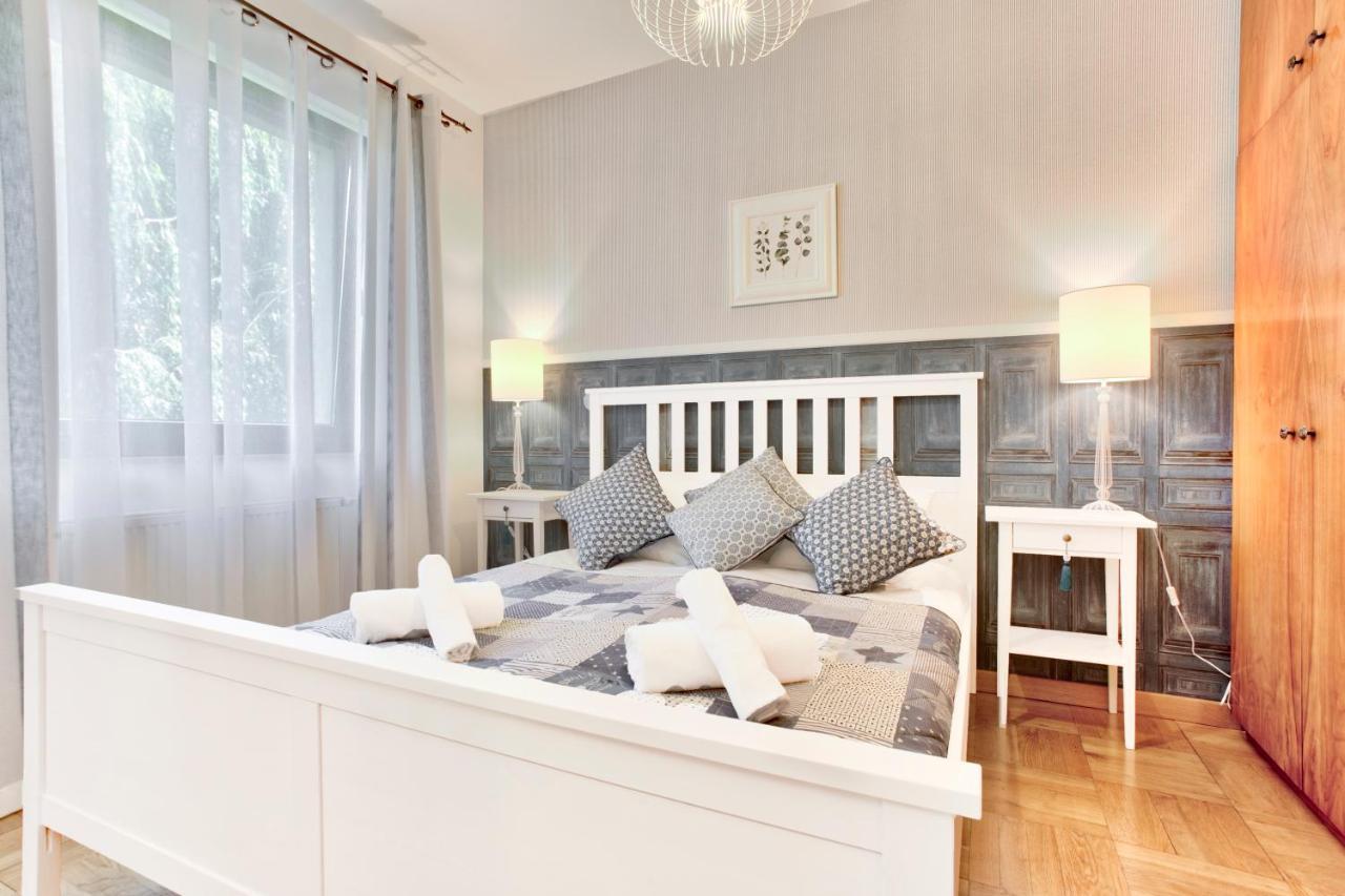 Tyzenhauz Apartments Economy Krasków Εξωτερικό φωτογραφία