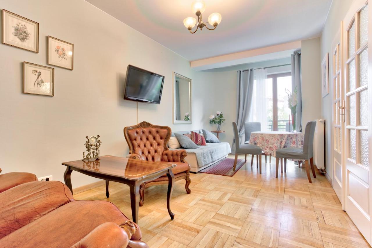 Tyzenhauz Apartments Economy Krasków Εξωτερικό φωτογραφία